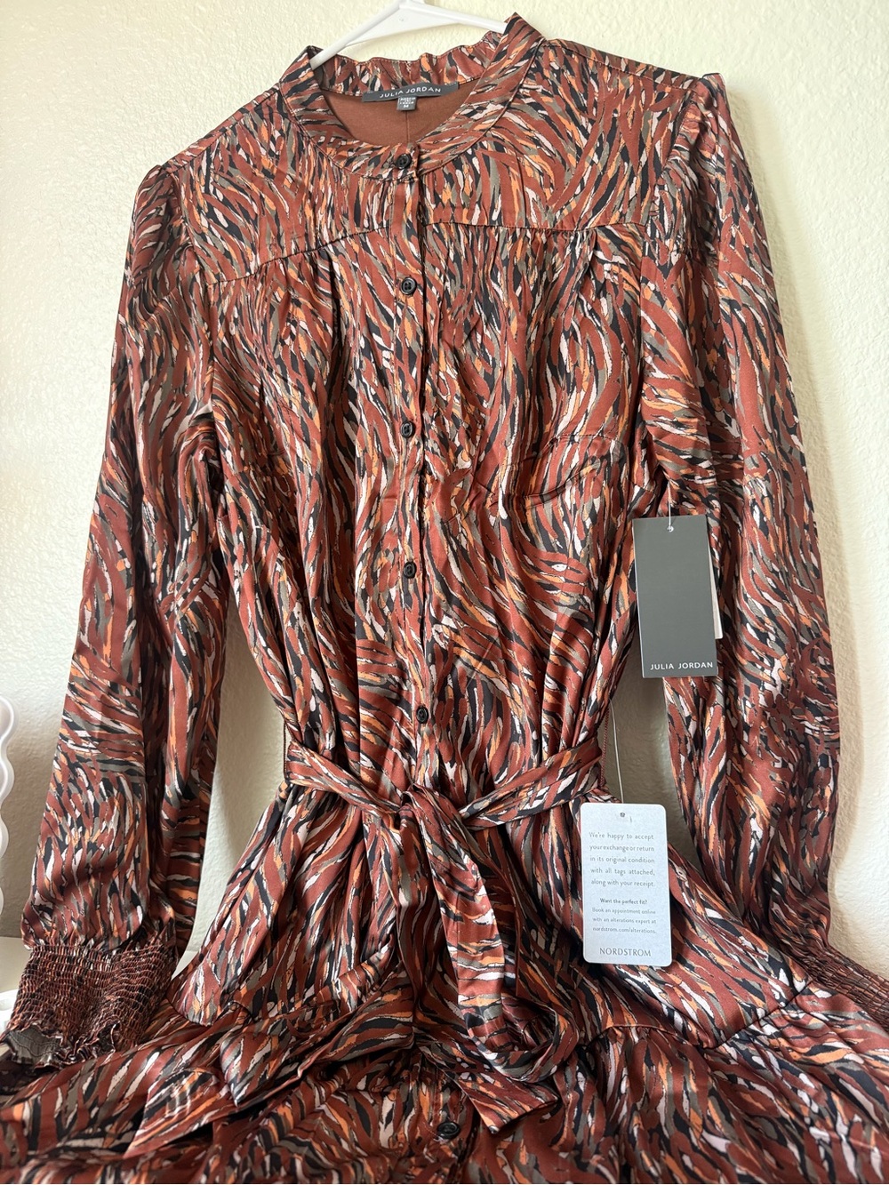julia Jordan women dress size M new
